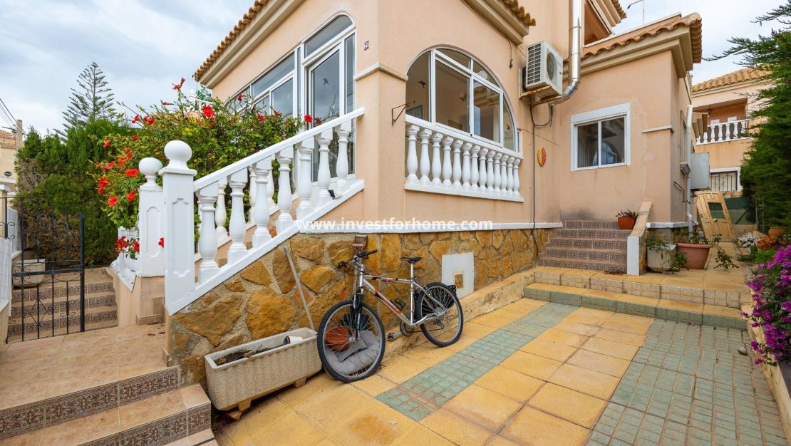 Vente - Villa - Orihuela Costa - Villamartin