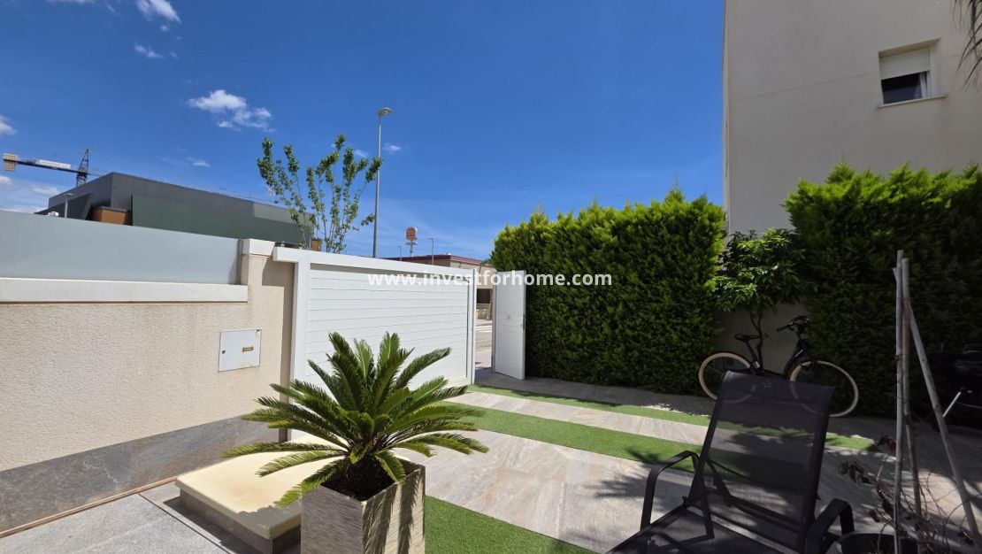 Vente - Villa - Pilar de la Horadada - Zona Pueblo