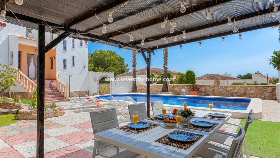 Vente - Villa - Pinar de Campoverde - Costa Blanca