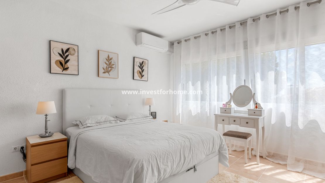 Vente - Villa - Pinar de Campoverde - Costa Blanca