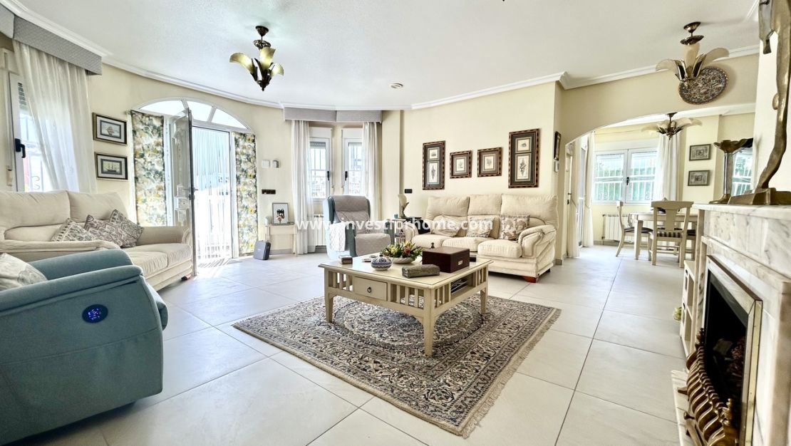 Vente - Villa - Pinar de Campoverde - Inland