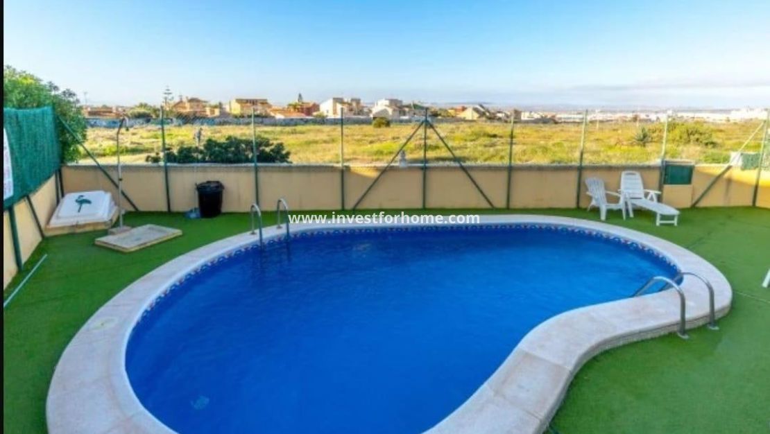 Vente - Villa - Torrevieja - aguas nuevas