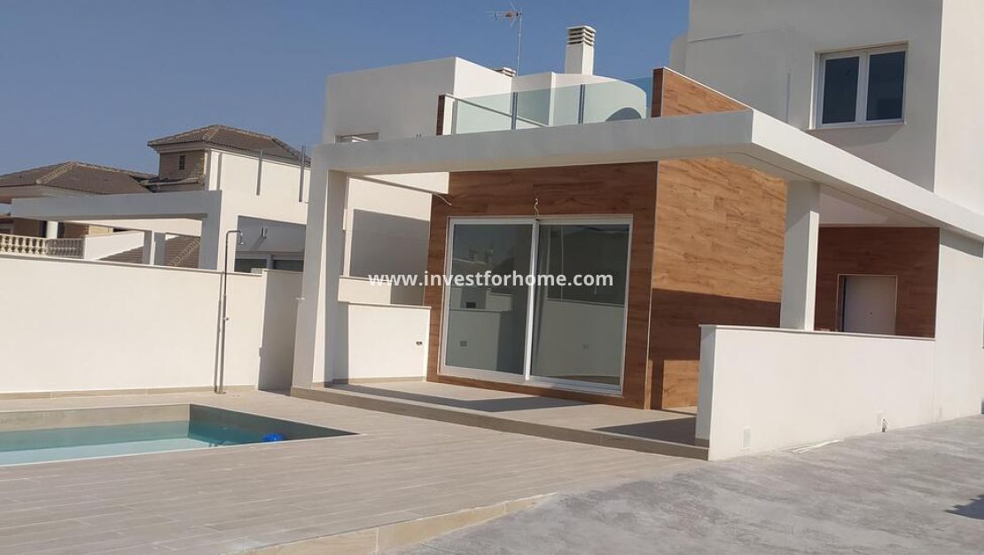 Vente - Villa - Torrevieja - aguas nuevas