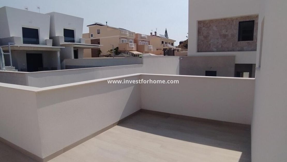 Vente - Villa - Torrevieja - aguas nuevas