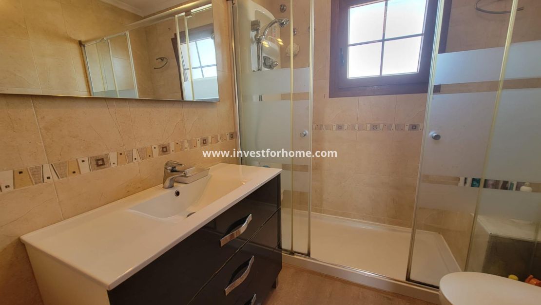 Vente - Villa - Torrevieja - aguas nuevas