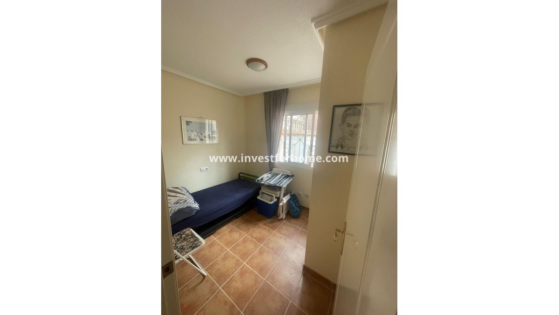Vente - Villa - Torrevieja - aguas nuevas