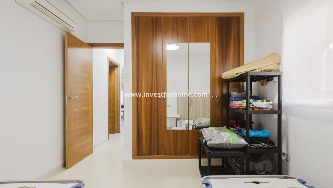 Vente - Villa - Torrevieja - aguas nuevas