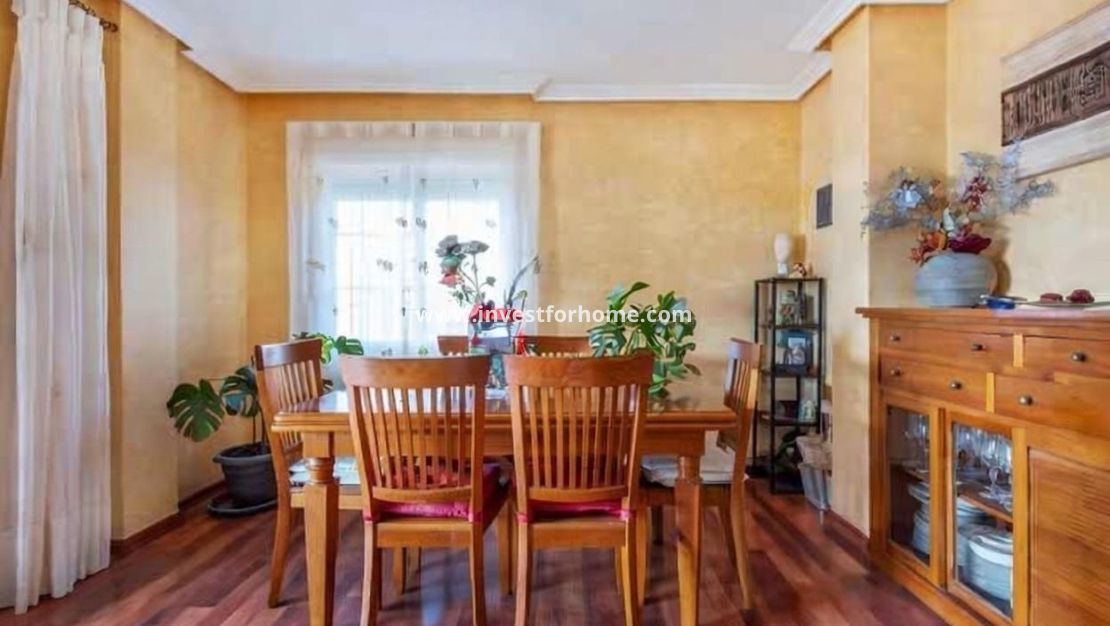 Vente - Villa - Torrevieja - aguas nuevas