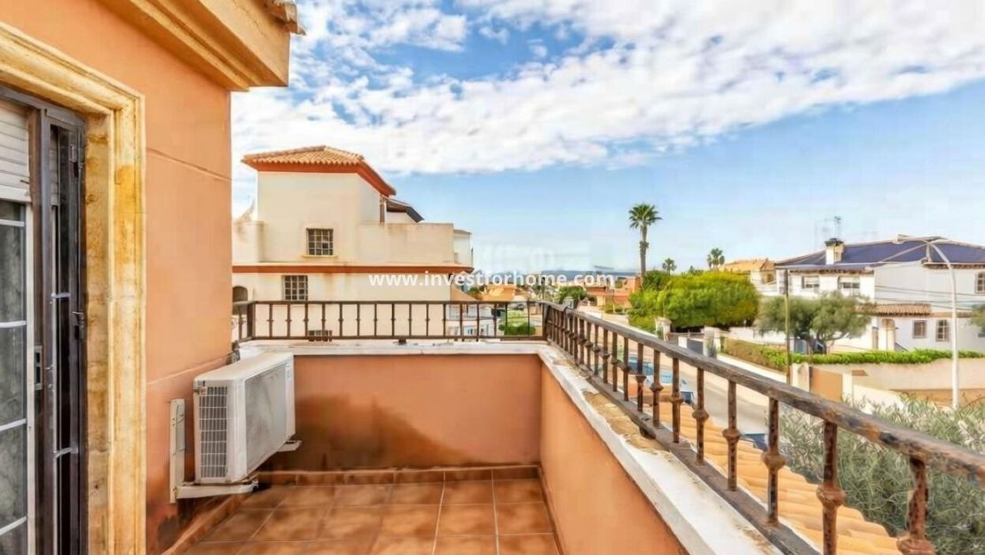 Vente - Villa - Torrevieja - aguas nuevas