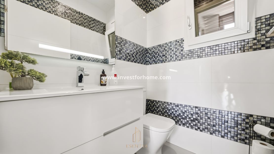 Vente - Villa - Torrevieja - aguas nuevas