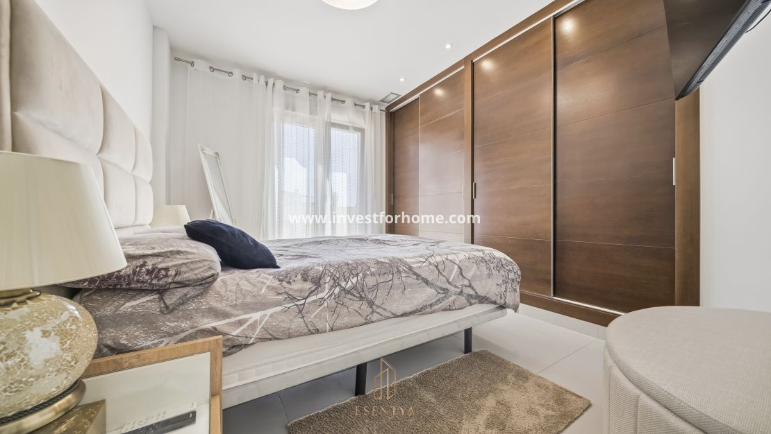 Vente - Villa - Torrevieja - aguas nuevas