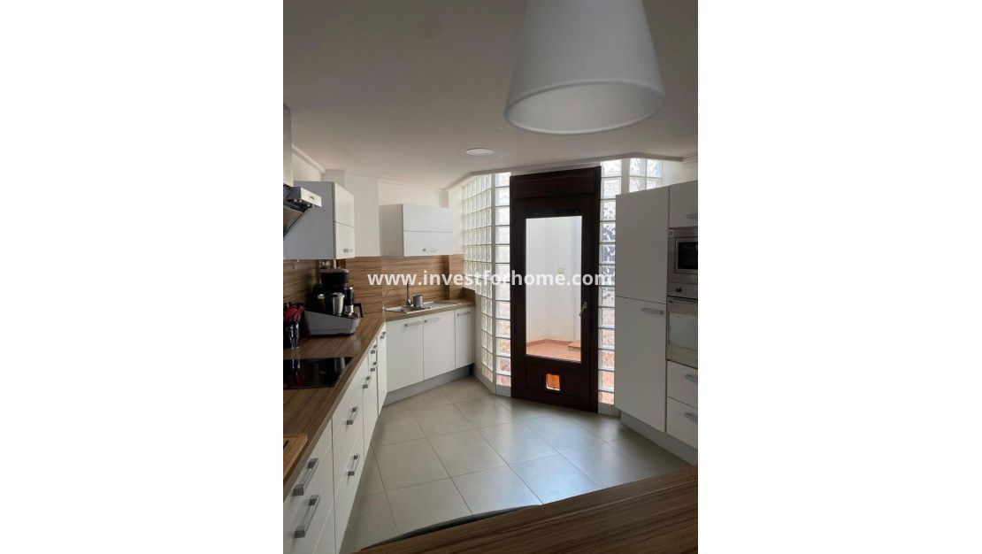 Vente - Villa - Torrevieja - Centro - Muelle Pesquero