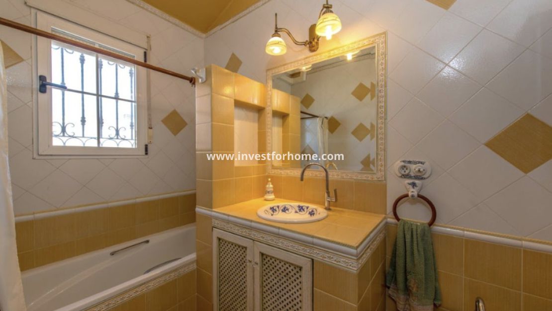 Vente - Villa - Torrevieja - Costa Blanca