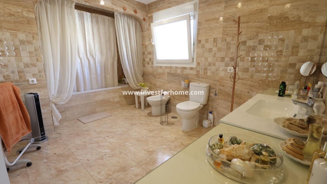 Vente - Villa - Torrevieja - Costa Blanca