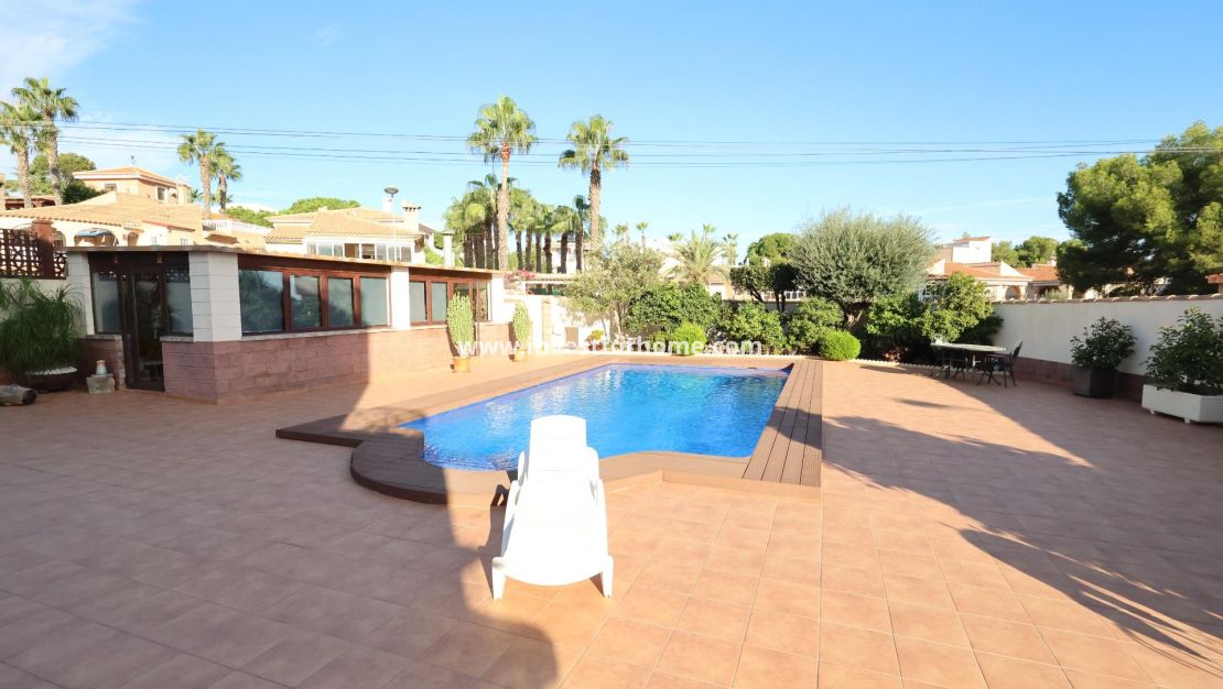 Vente - Villa - Torrevieja - Costa Blanca