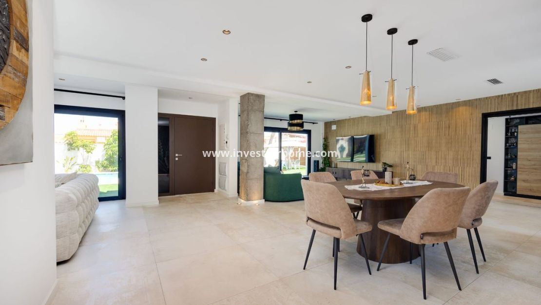 Vente - Villa - Torrevieja - Costa Blanca