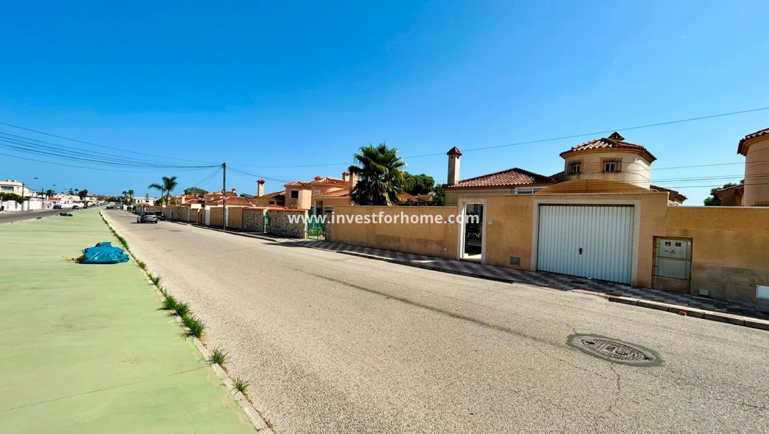 Vente - Villa - Torrevieja - Costa Blanca