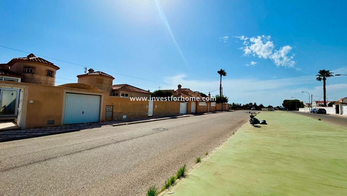 Vente - Villa - Torrevieja - Costa Blanca