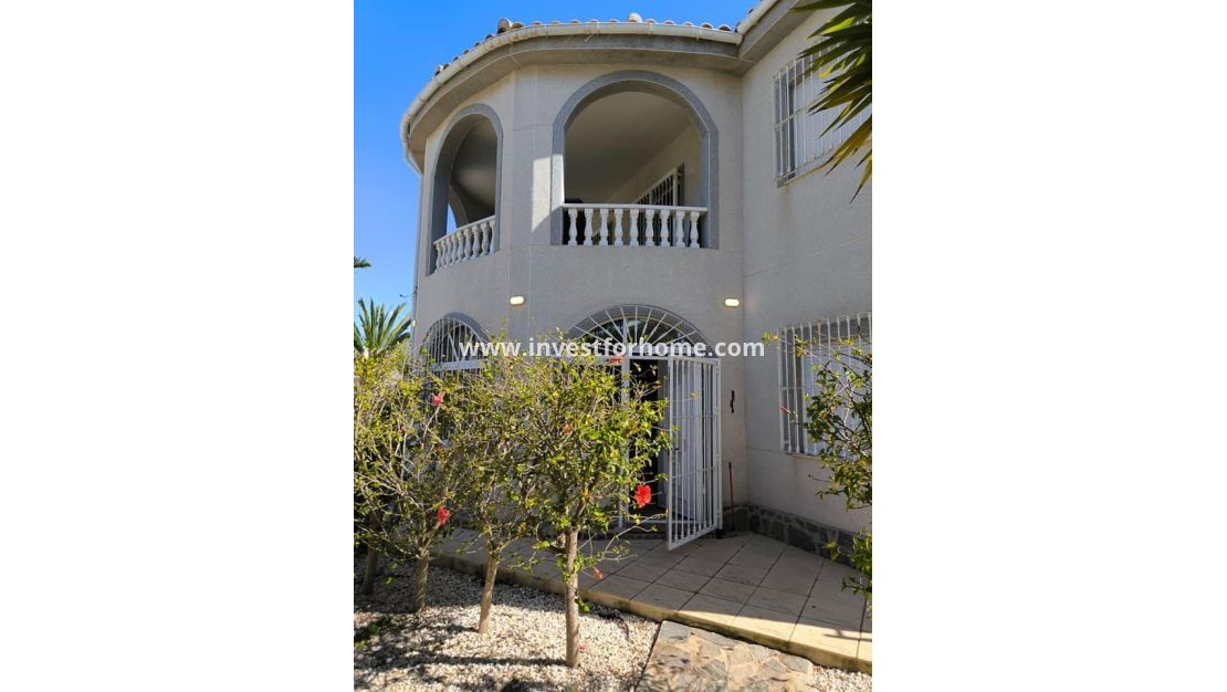Vente - Villa - Torrevieja - La Siesta-El Chaparral