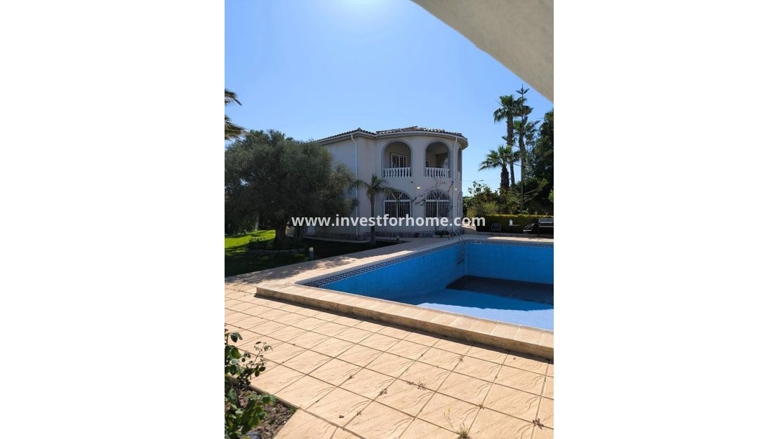 Vente - Villa - Torrevieja - La Siesta-El Chaparral