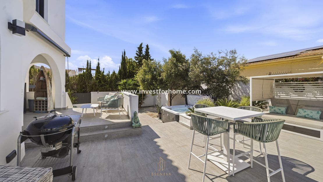 Vente - Villa - Torrevieja - La Siesta-El Chaparral