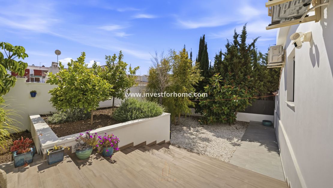 Vente - Villa - Torrevieja - La Siesta-El Chaparral