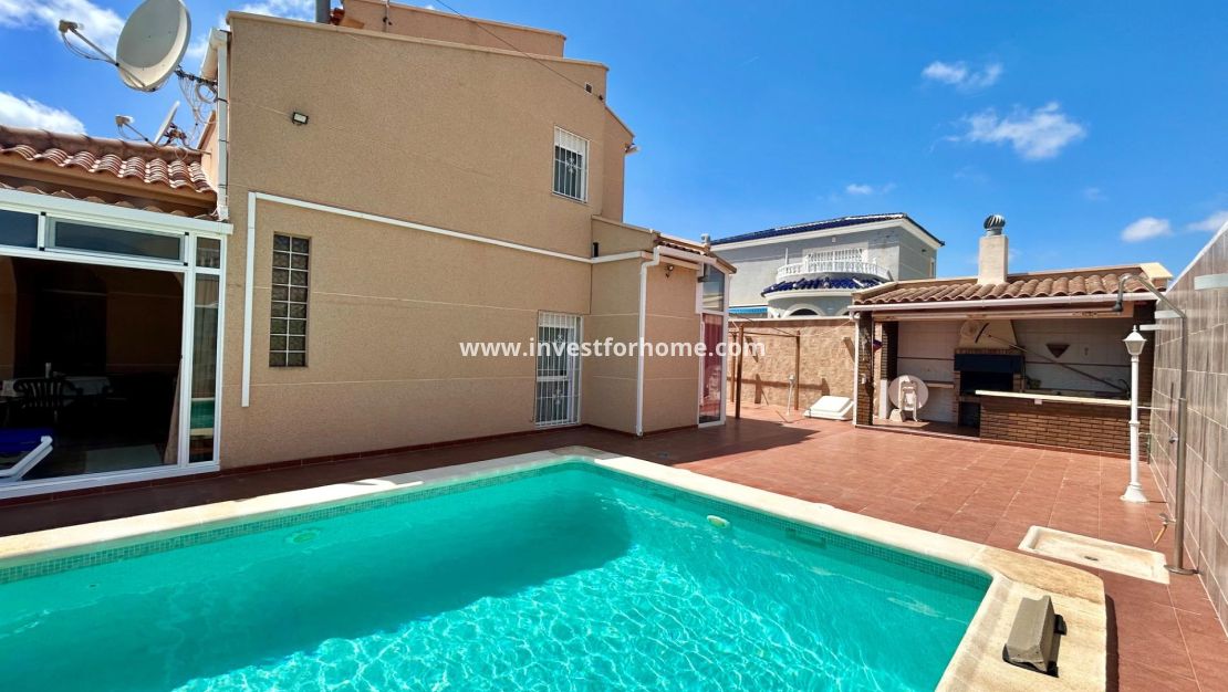 Vente - Villa - Torrevieja - La Siesta-El Chaparral
