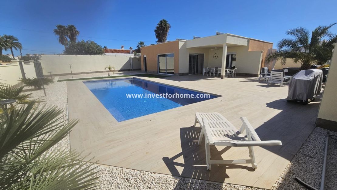Vente - Villa - Torrevieja - La Siesta - El Salado - Torreta
