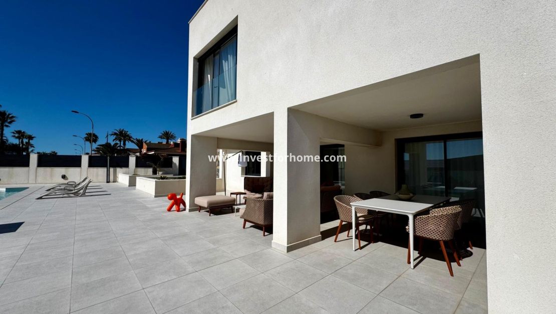 Vente - Villa - Torrevieja - La Veleta