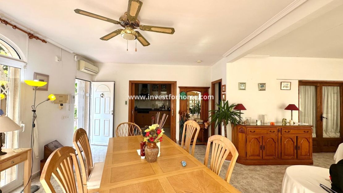 Vente - Villa - Torrevieja - Los Balcones - Los Altos Del Edén