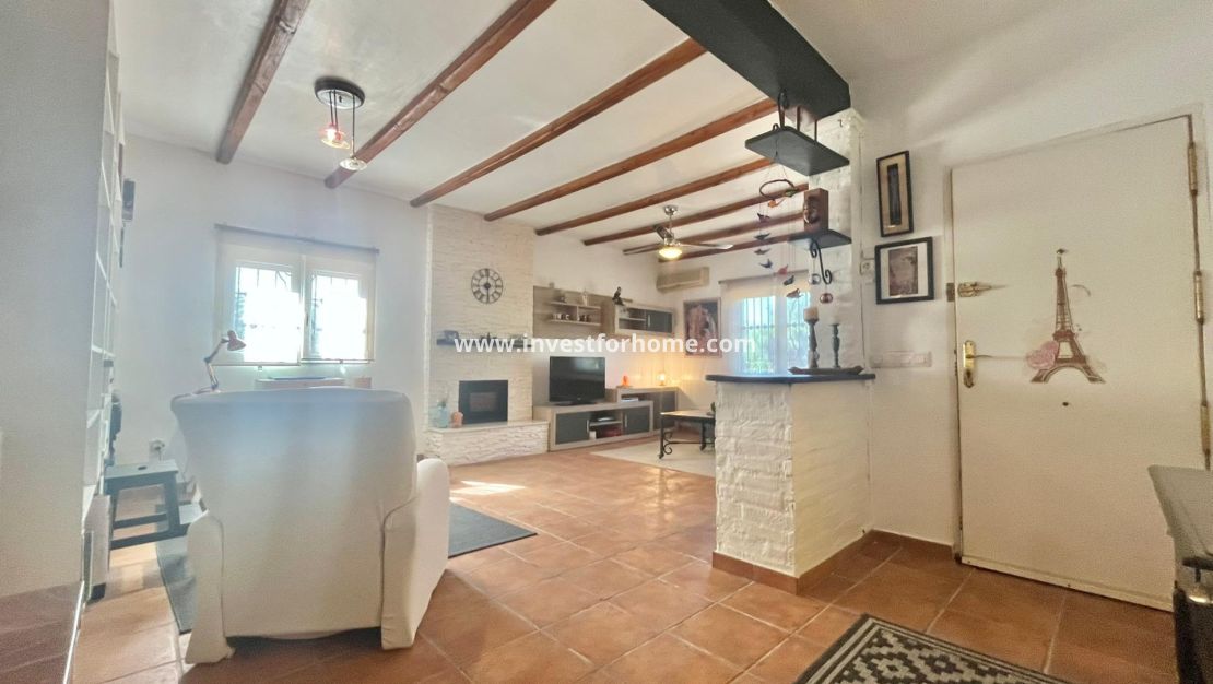 Vente - Villa - Torrevieja - Los Balcones - Los Altos Del Edén