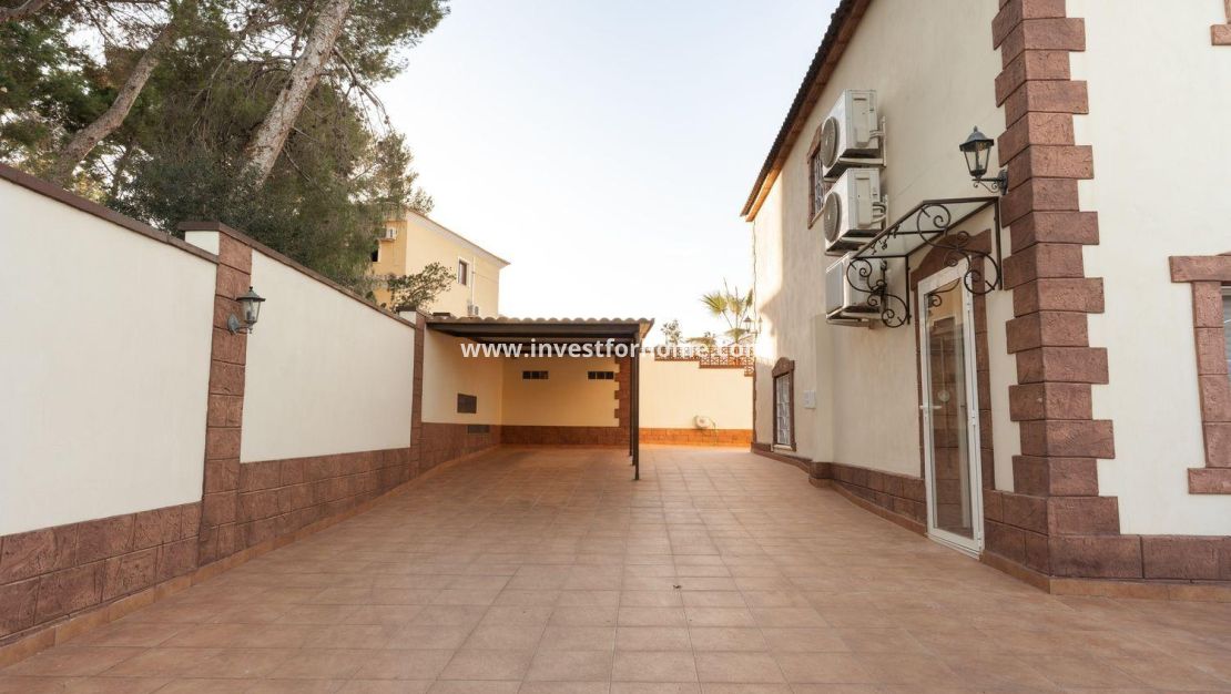 Vente - Villa - Torrevieja - Los Balcones - Los Altos Del Edén