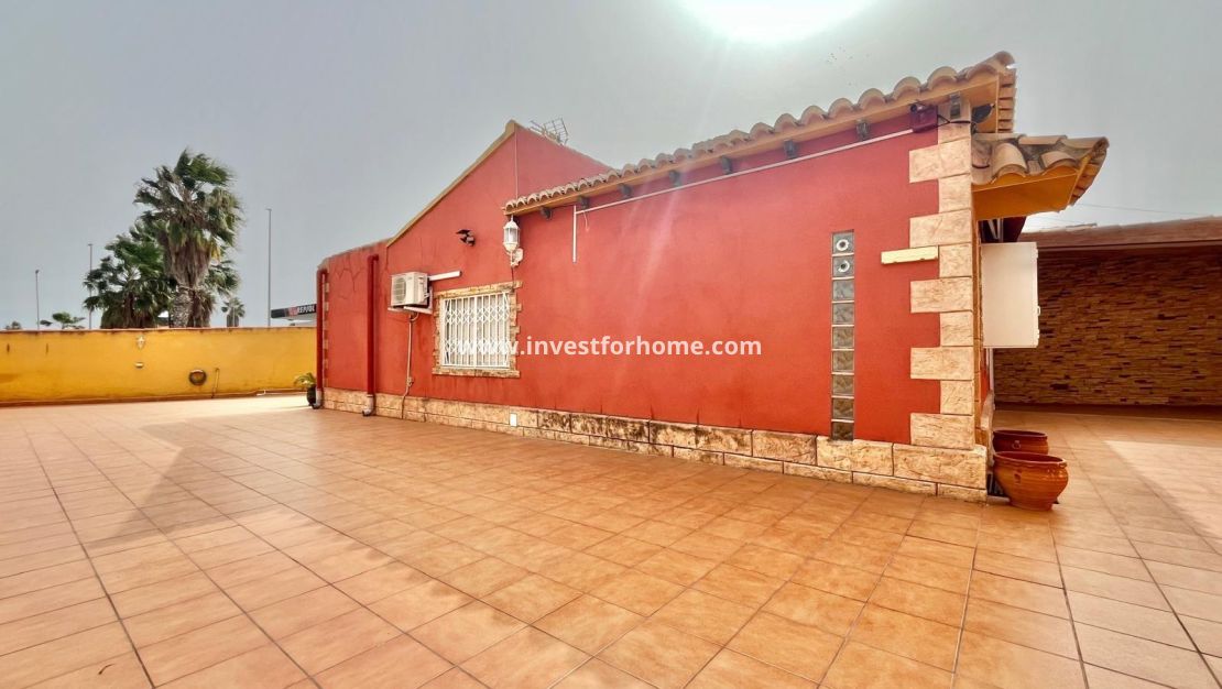 Vente - Villa - Torrevieja - Los Balcones - Los Altos Del Edén