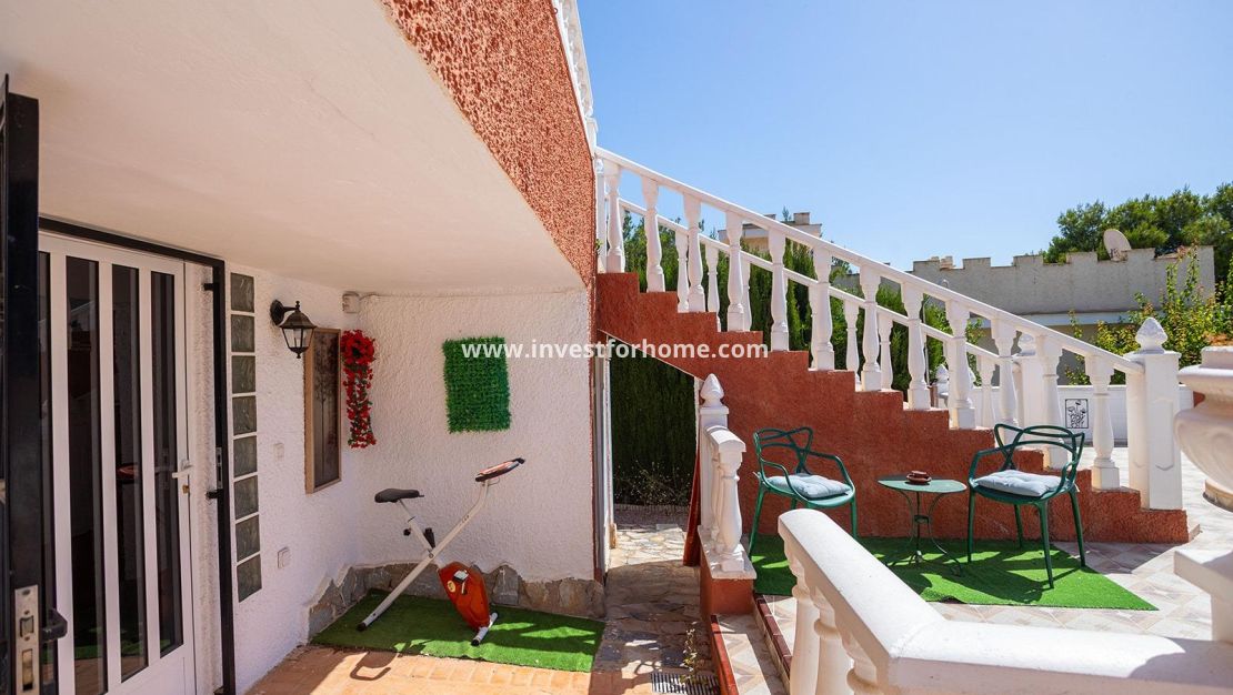 Vente - Villa - Torrevieja - Los Balcones - Los Altos Del Edén