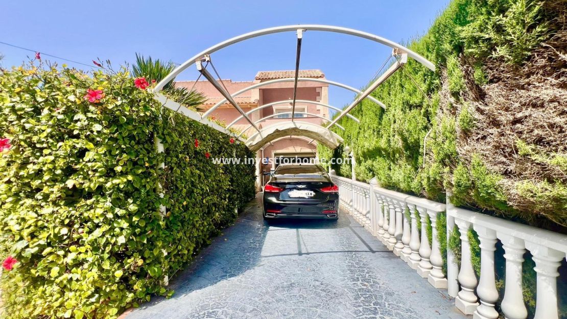 Vente - Villa - Torrevieja - Los Balcones - Los Altos Del Edén