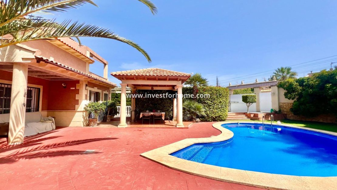 Vente - Villa - Torrevieja - Los Balcones - Los Altos Del Edén
