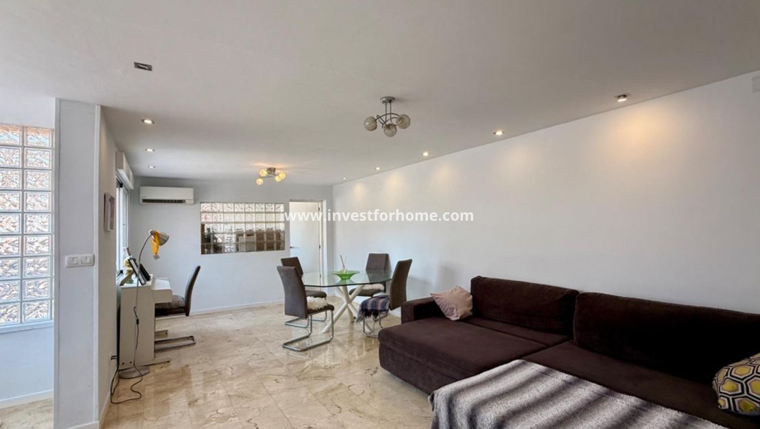 Vente - Villa - Torrevieja - Nueva Torrevieja - Aguas Nuevas