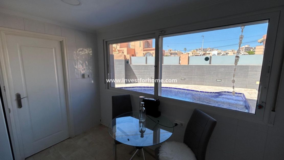 Vente - Villa - Torrevieja - Nueva Torrevieja - Aguas Nuevas