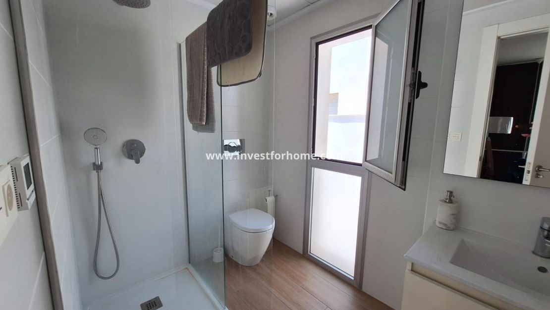 Vente - Villa - Torrevieja - Nueva Torrevieja - Aguas Nuevas