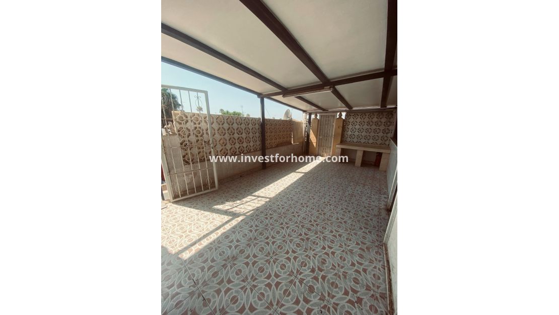 Vente - Villa - Torrevieja - Parque Acuático - Sector 25