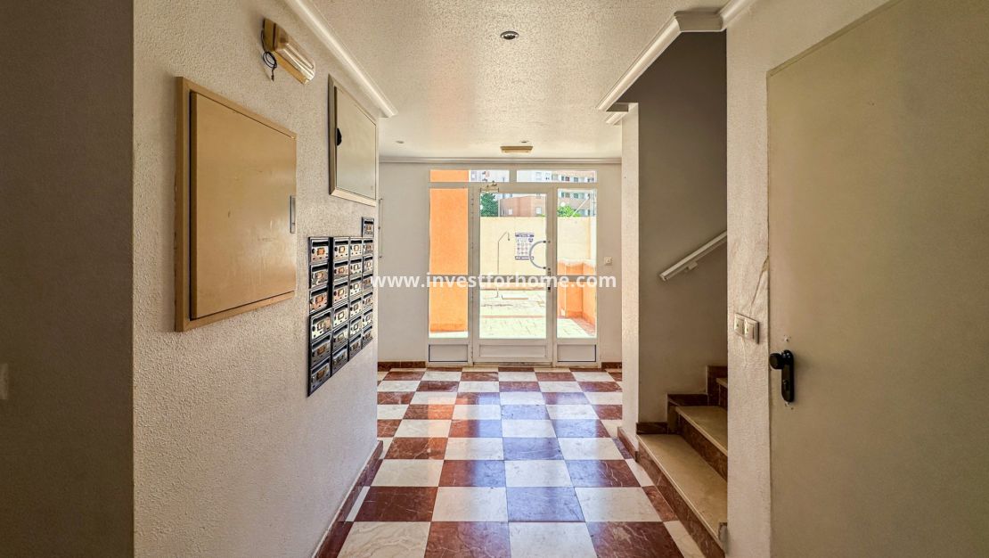 Verkoop - Appartement - Guardamar del Segura - Costa Blanca