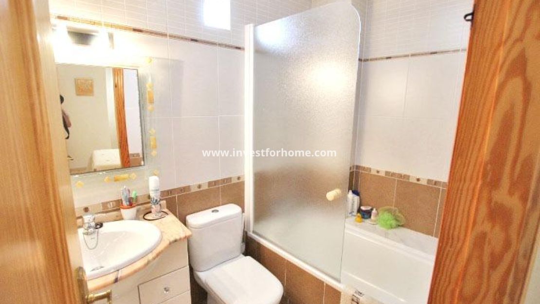 Verkoop - Appartement - Guardamar del Segura - Pueblo