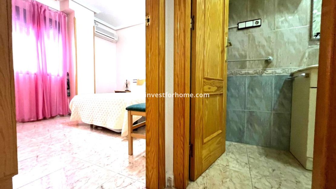 Verkoop - Appartement - Guardamar del Segura - Pueblo