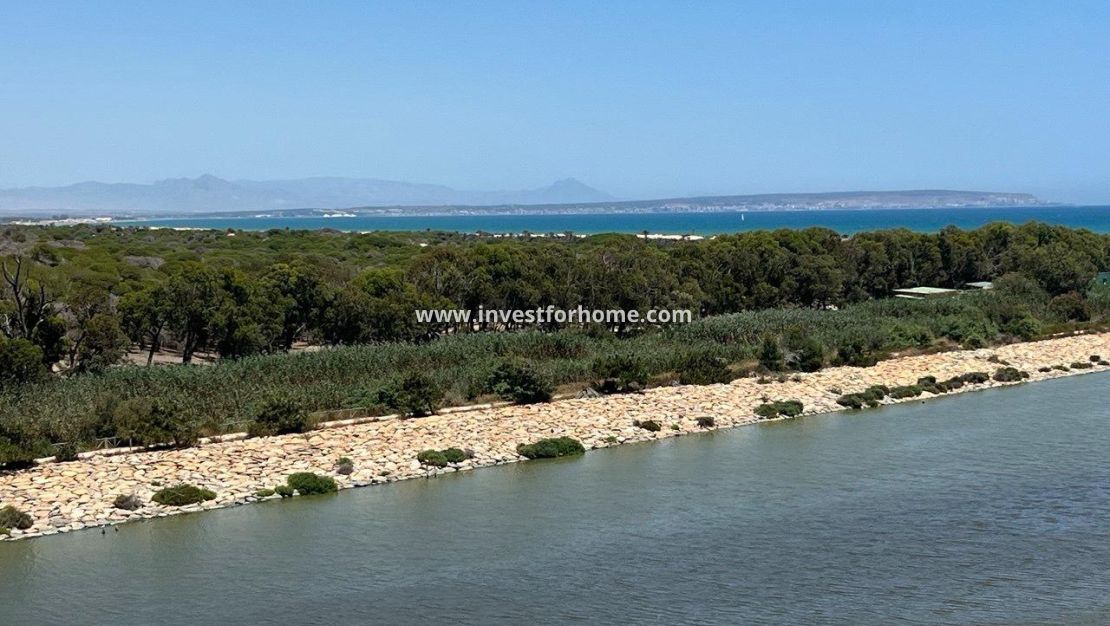 Verkoop - Appartement - Guardamar del Segura - Puerto Deportivo