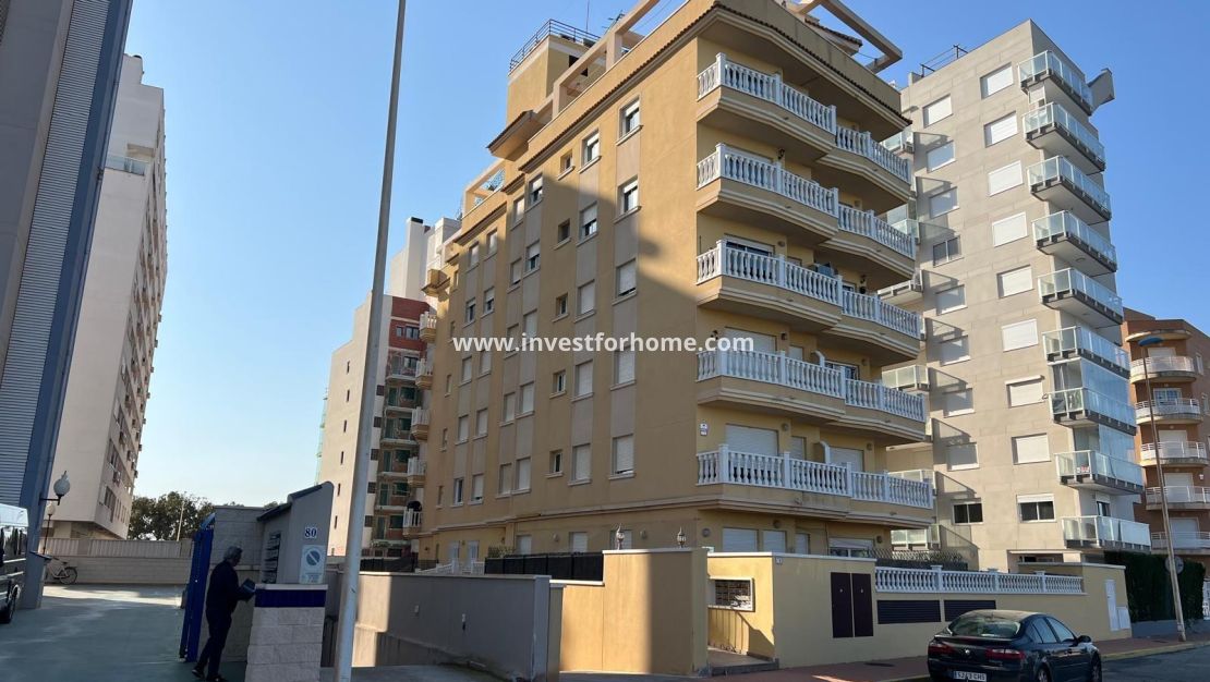 Verkoop - Appartement - Guardamar del Segura - Puerto Deportivo