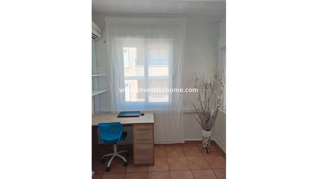 Verkoop - Appartement - Guardamar del Segura - Zona Pueblo