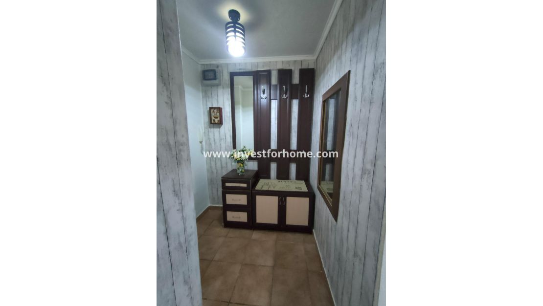 Verkoop - Appartement - Guardamar del Segura - Zona Pueblo