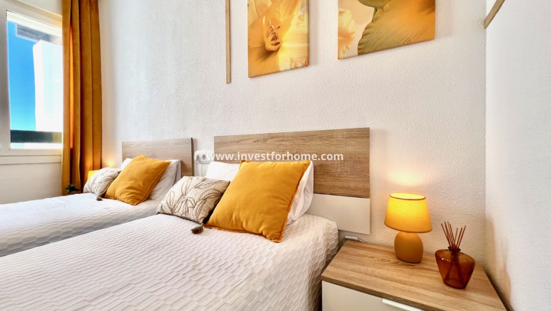 Verkoop - Appartement - Las Terrazas de la Torre Golf Resort - Inland