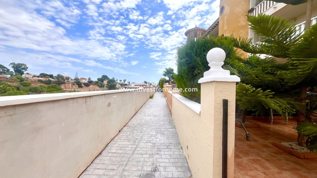 Verkoop - Appartement - Orihuela Costa - Costa Blanca