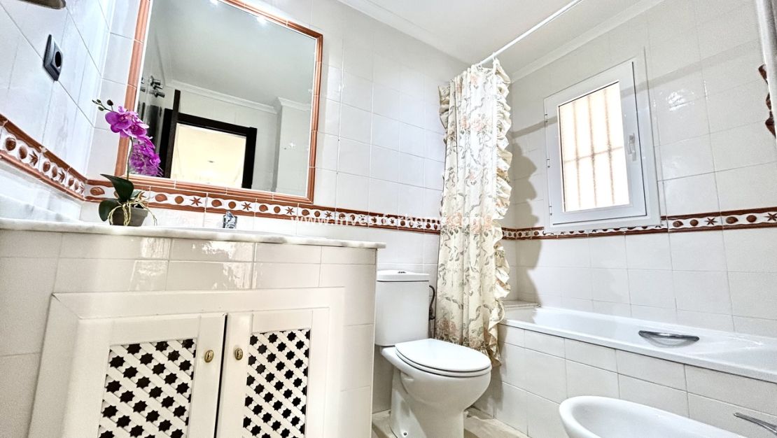 Verkoop - Appartement - Orihuela Costa - Costa Blanca